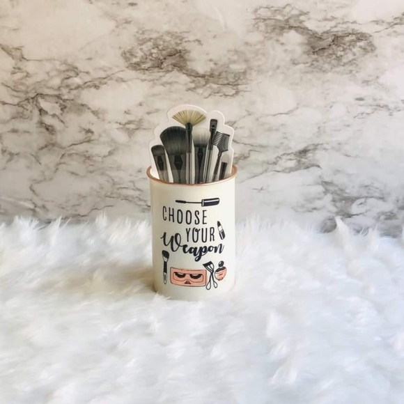 Choose Your Weapon Makeup Brush Holder - Picture 2 of 10